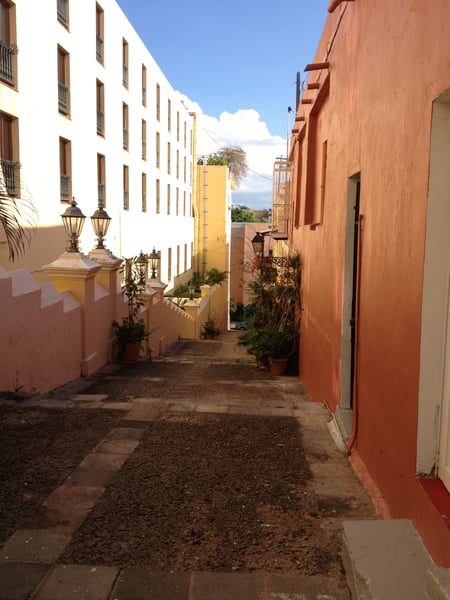 A traveler's photo spot in Viejo San Juan, San Juan