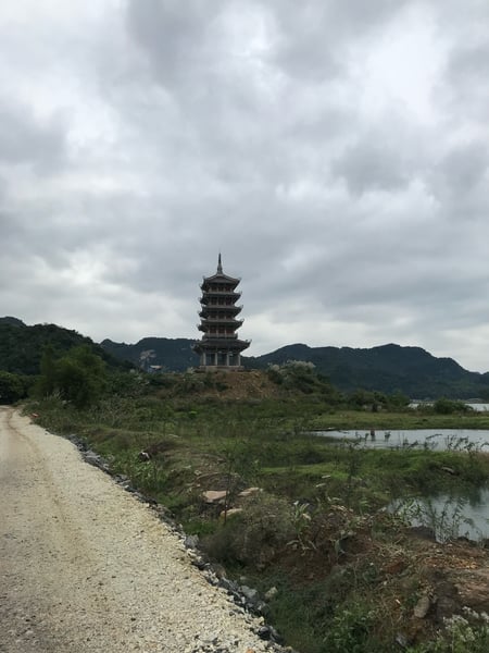 A traveler's photo spot in Trường Yên, Ninh Binh