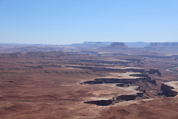 Aerial view of layered canyon formations and buttes from Green River Overlook near Moab, Utah. — Green River Overlook, Moab, Arches & Canyonlands
