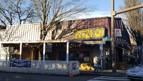 Silver Dollar Pizza storefront on NW Glisan Street in Portland, Oregon, a casual dining establishment with outdoor… — Northwest District, Portland